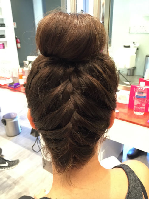 Top Holiday Womens Hairstyles from Blo Gaslamp